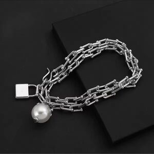 Graduated Link Elegant Silver Chain Lock Pearl Charm